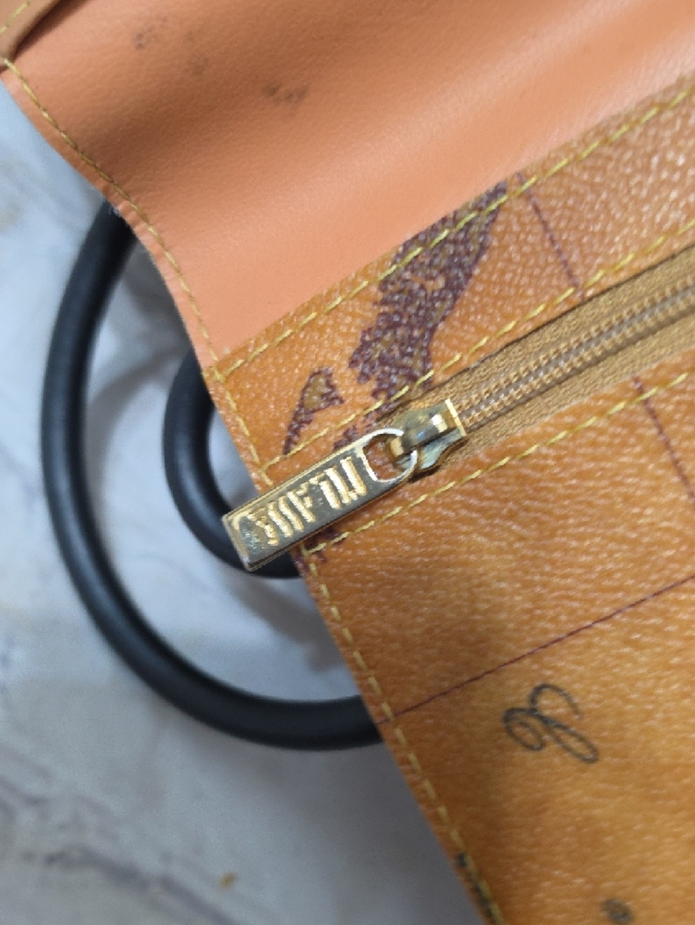 Alviero Martini  Vintage Map-Print Leather Wallet/Notebook in Tan and Brown - Picture 10 of 10